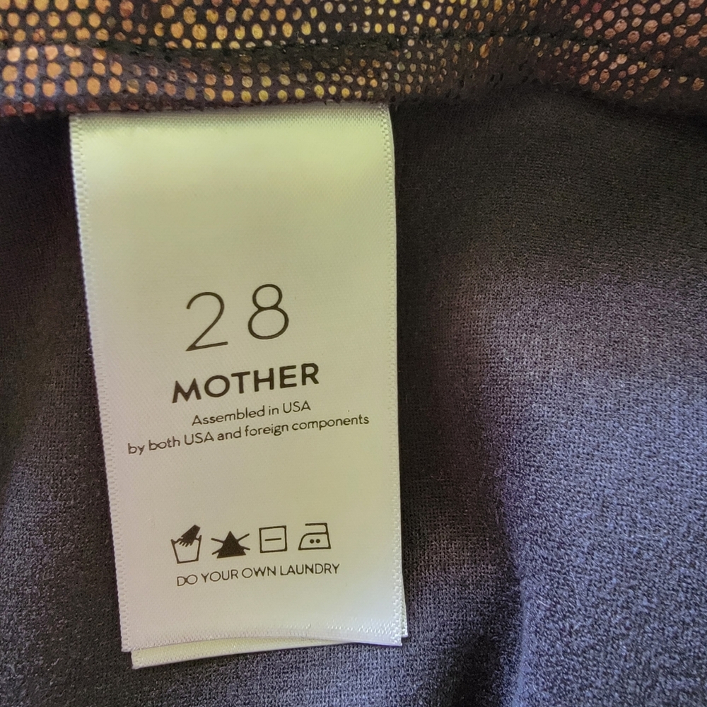 🤎NWOT Mother High Waisted Seamless Looker Ankle Python Print Leggings, Size 28 - Picture 8 of 9